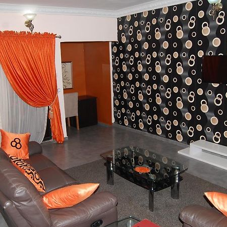 Aaron'S Place Hotel Enugu Exterior foto